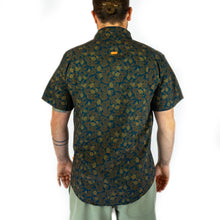 Load image into Gallery viewer, Hoplandia Ramblin' Button-down