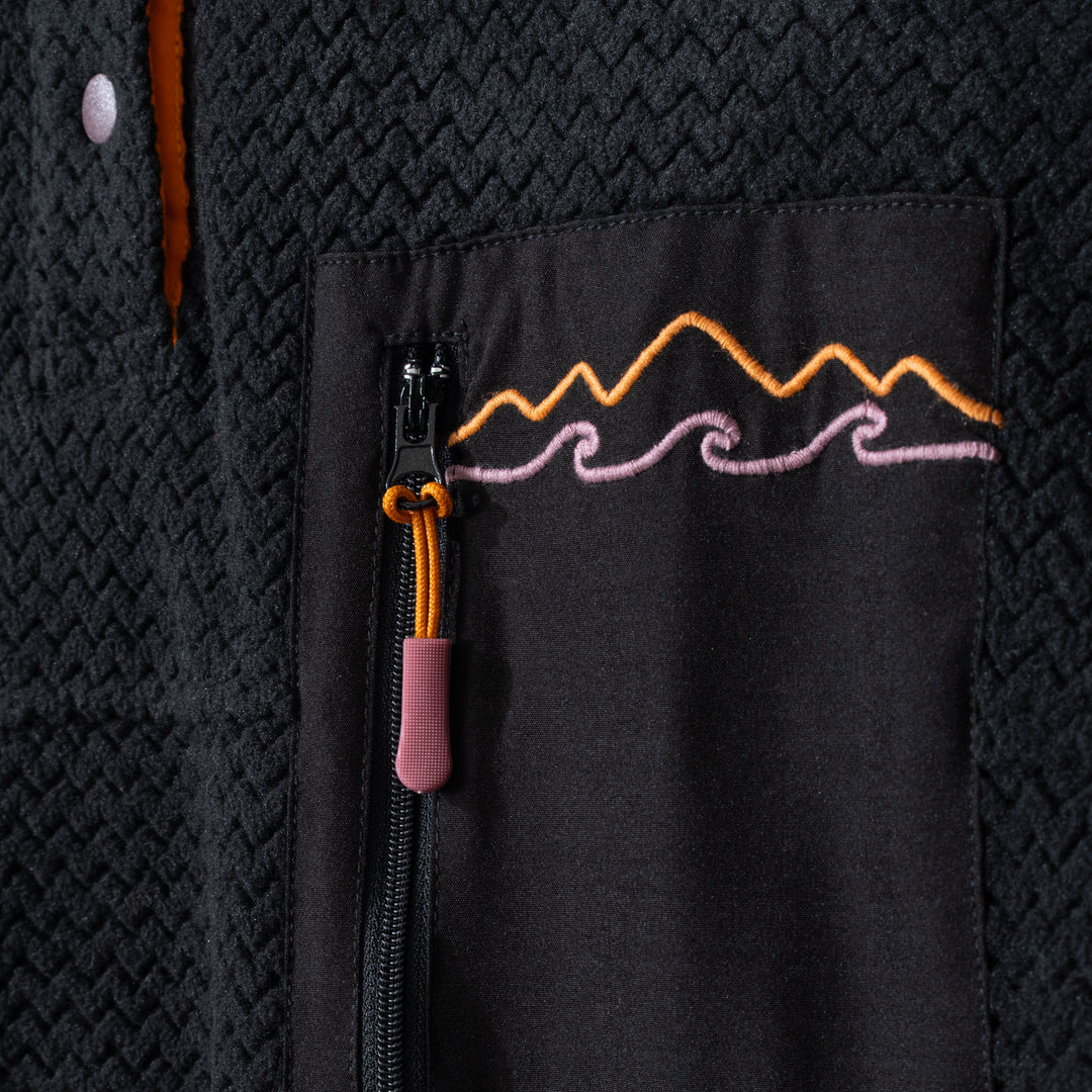 Otter Over Fleece Pullover - Black